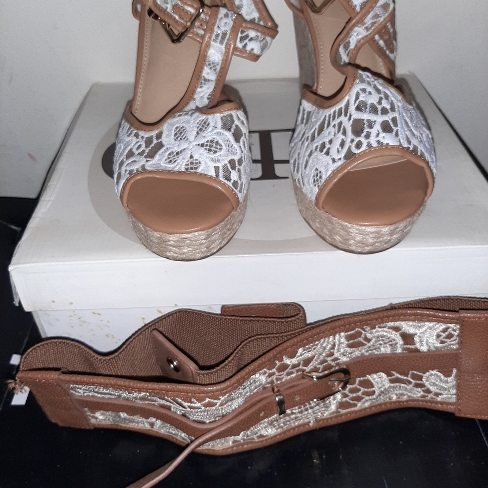 White and tan sandals and belt
